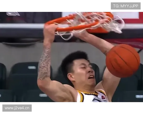 [CBA]张镇麟吸引防守 威尔斯压哨三分命中.